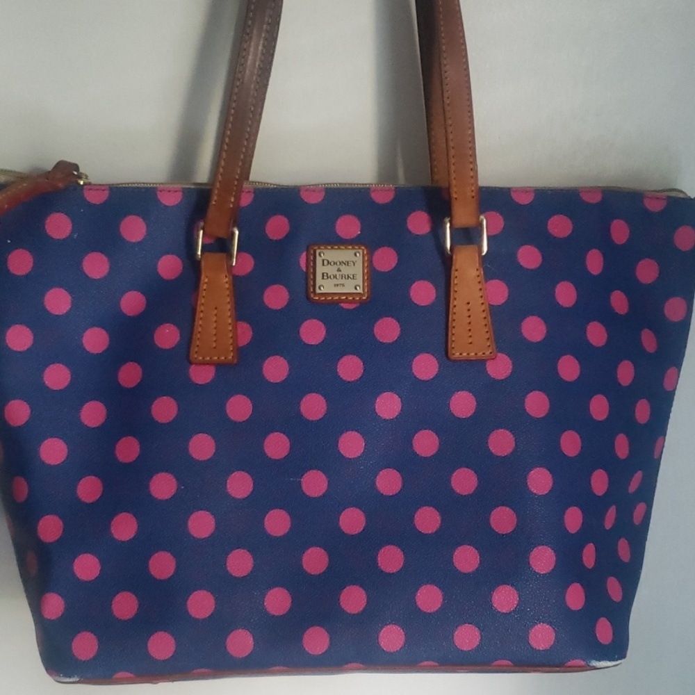 Dooney & Bourke Handbag